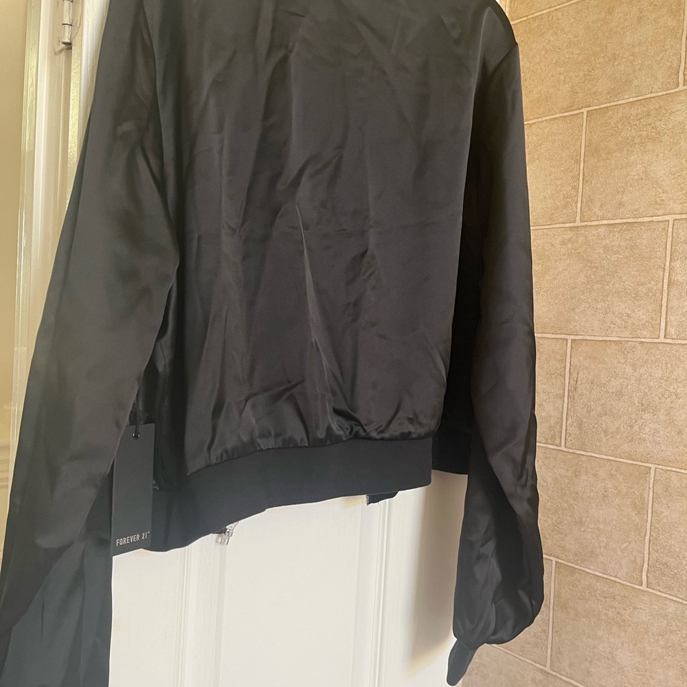 Jacket - Picture 3 of 4